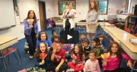 Kehillah Schechter Academy Celebrates Thanksgivukkah with Original Song and Video